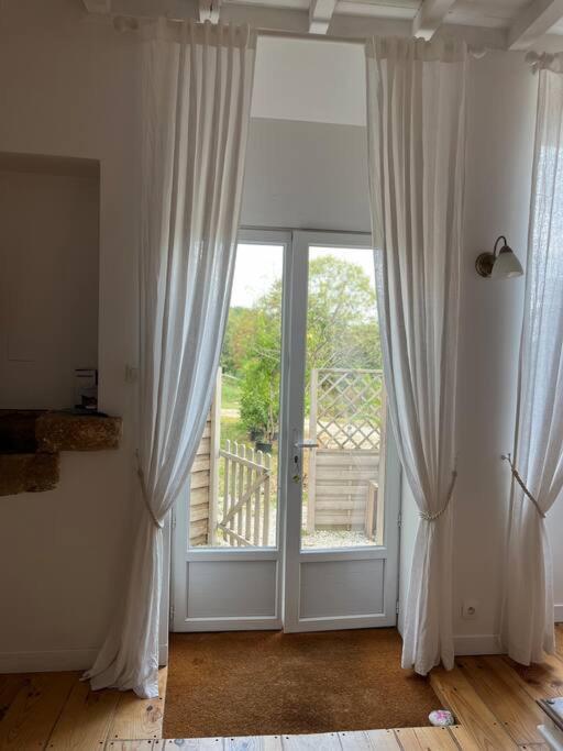 Beau Gite Dans Domaine Viticole & Arboricole Cursan Exterior photo
