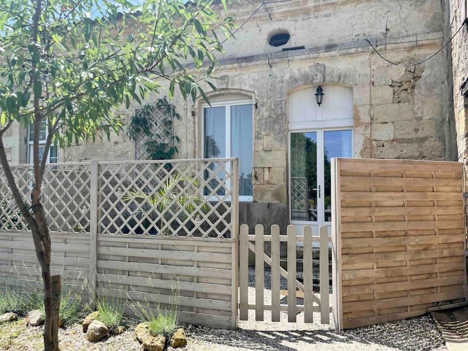 Beau Gite Dans Domaine Viticole & Arboricole Cursan Exterior photo